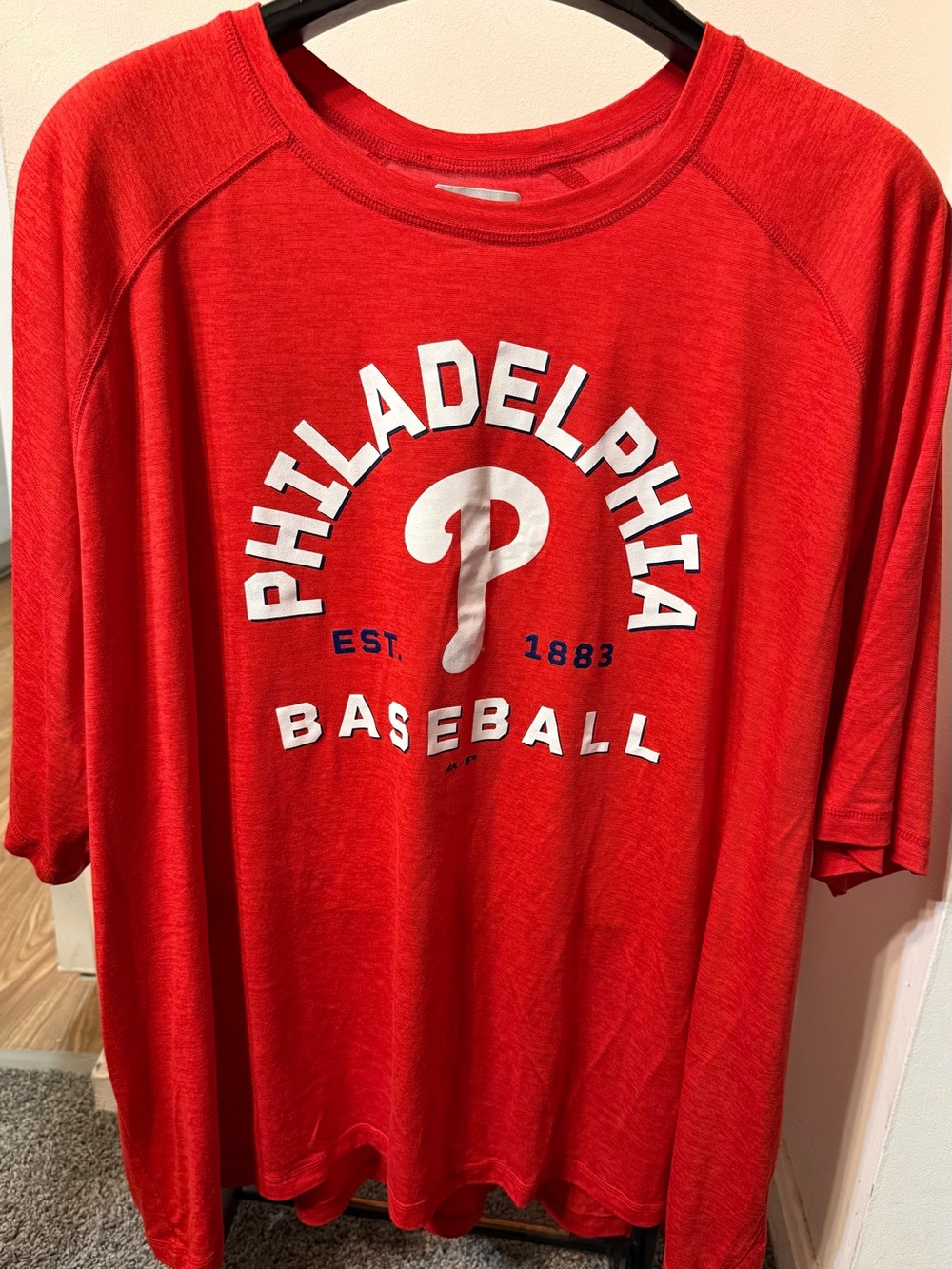 Majestic Philadelphia Phillies Baseball Tee Red Men’s Size 5xl